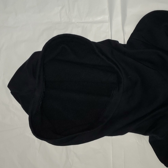 Under Armour Sweatshirt with turtleneck hood and kangaroo pouch. L - Picture 4 of 6